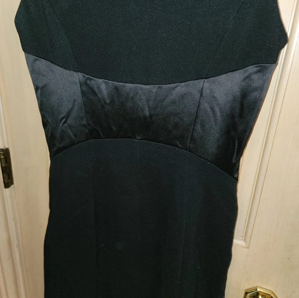 Misses Sz S Bebe Black Dress With Buckle Sleeveless Little Black Dress - Picture 7 of 7